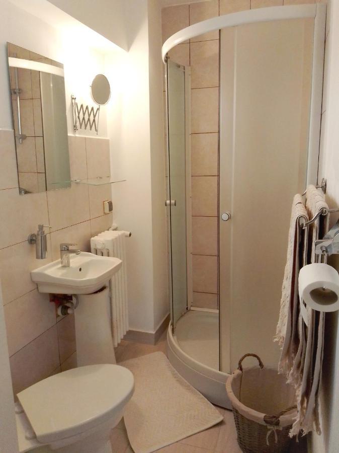 Bed & Breakfast Popamuseum Tarpesti Strada Muzeului Nr 28 Tirpesti Экстерьер фото