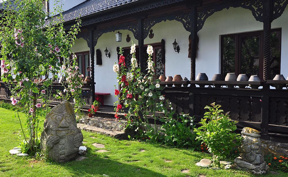 Bed & Breakfast Popamuseum Tarpesti Strada Muzeului Nr 28 Tirpesti Экстерьер фото