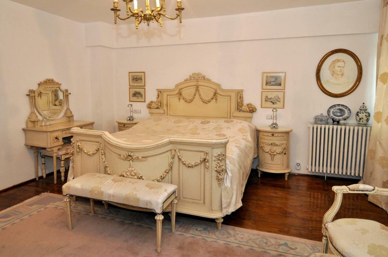 Bed & Breakfast Popamuseum Tarpesti Strada Muzeului Nr 28 Tirpesti Экстерьер фото